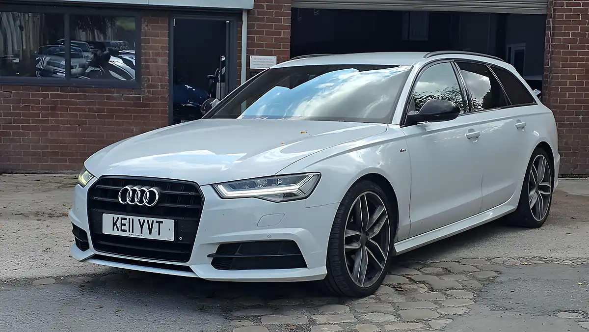 Used 2026 Audi A6 Avant Black Edition White - Interior and Exterior details 2