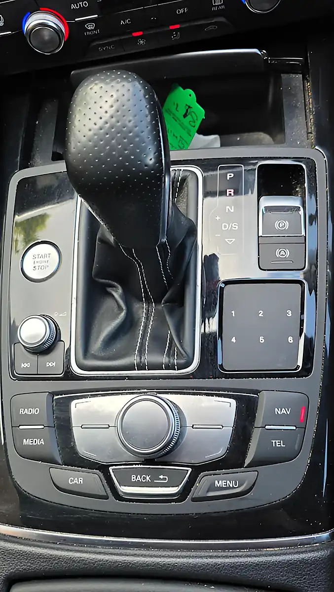 Used 2026 Audi A6 Avant Black Edition White - Interior and Exterior details 5