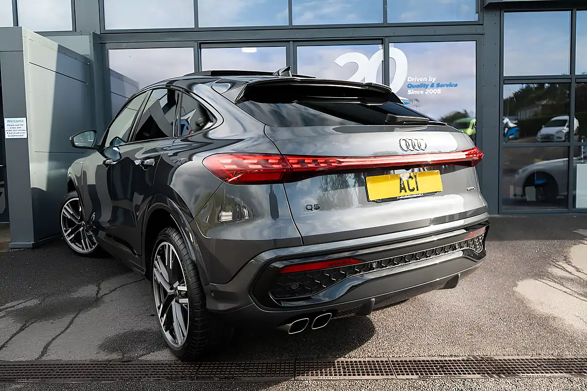 Used 2026 Audi Q5 S Line Edition 1 Grey - Interior and Exterior details 8