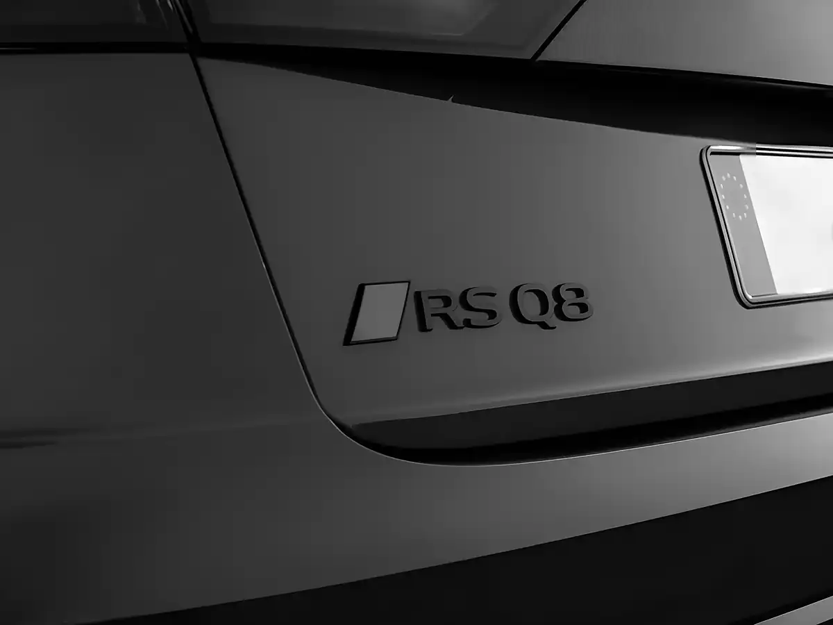 Used 2026 Audi RS Q8 Performance Carbon Vorsprung Mythos Black - Interior and Exterior details 6
