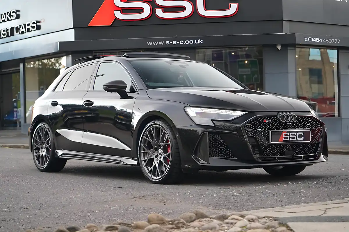 Used 2026 Audi RS3 Carbon Vorsprung Mythos Black - Interior and Exterior details 4