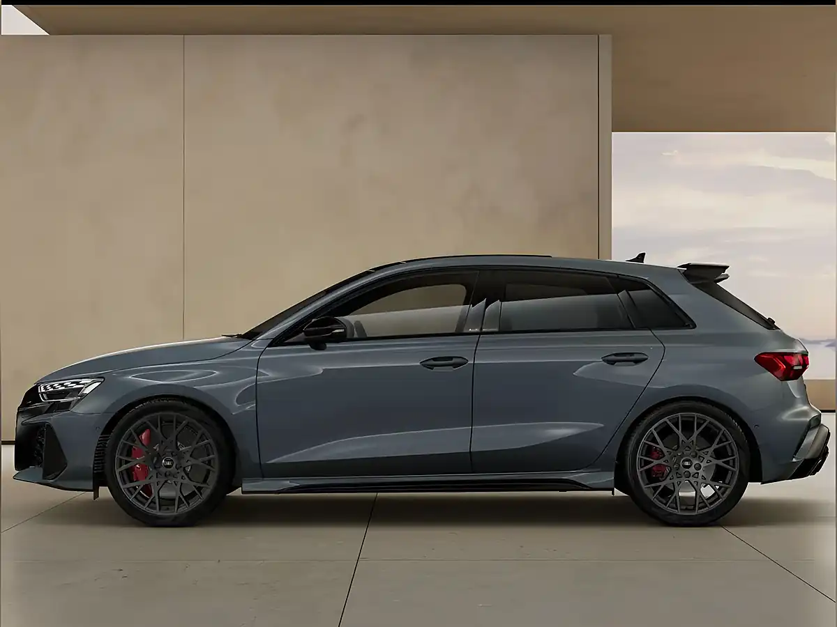 Used 2026 Audi RS3 Carbon Vorsprung Sportback Kemora Grey - Interior and Exterior details 3