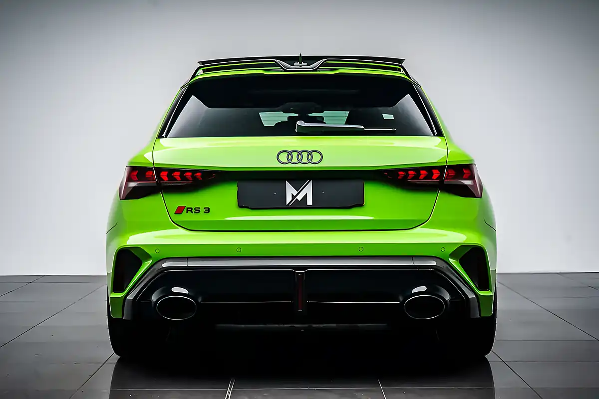 Used 2026 Audi RS3 Carbon Vorsprung Sportback Kyalami Green - Interior and Exterior details 4
