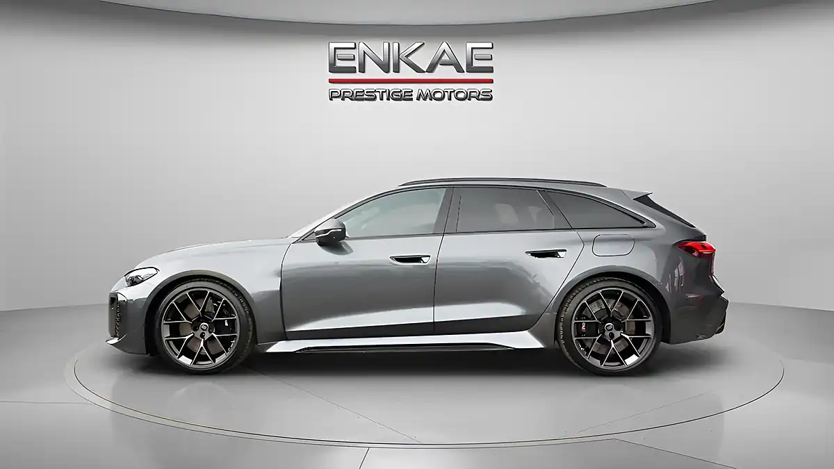 Used 2026 Audi RS5 Avant Vorsprung Daytona Grey - Interior and Exterior details 8