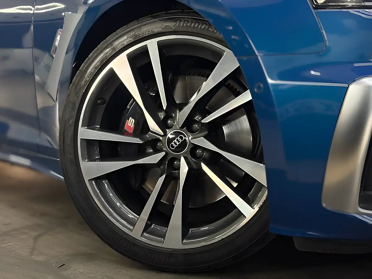 Used 2026 Audi S5 2X Audi Services & Huge Spec Blue - Interior and Exterior details 7