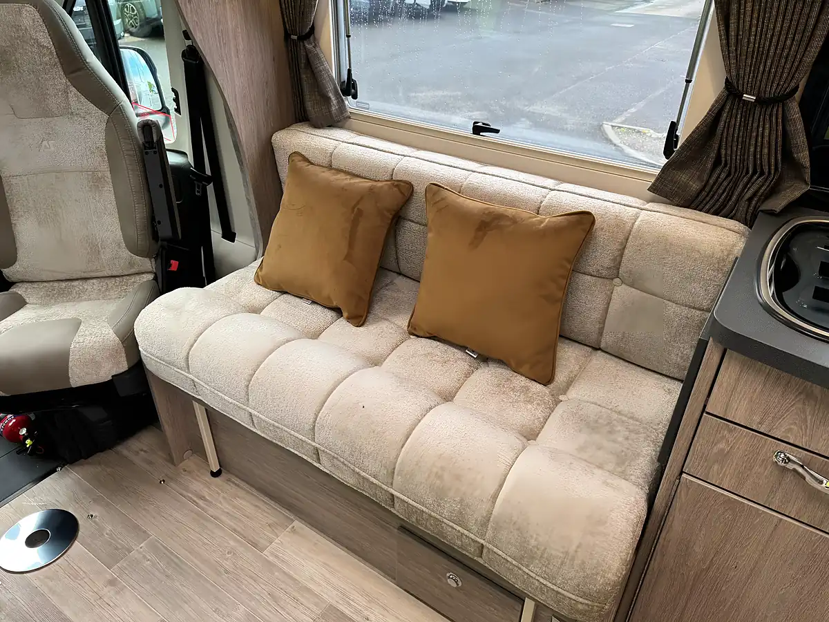 Used 2026 Auto-Sleepers Broadway Fb - Interior and Exterior details 10