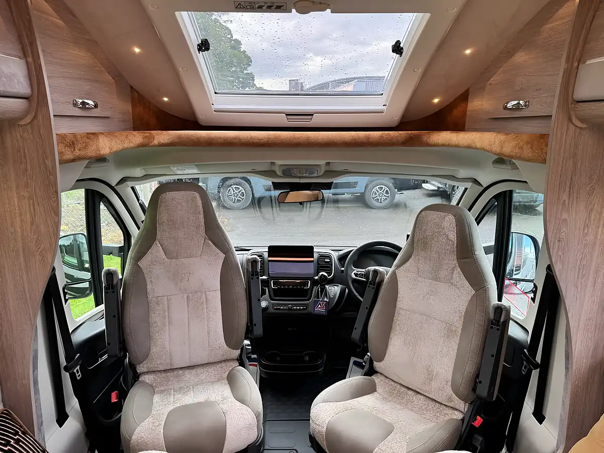Used 2026 Auto-Sleepers Broadway Fb - Interior and Exterior details 11