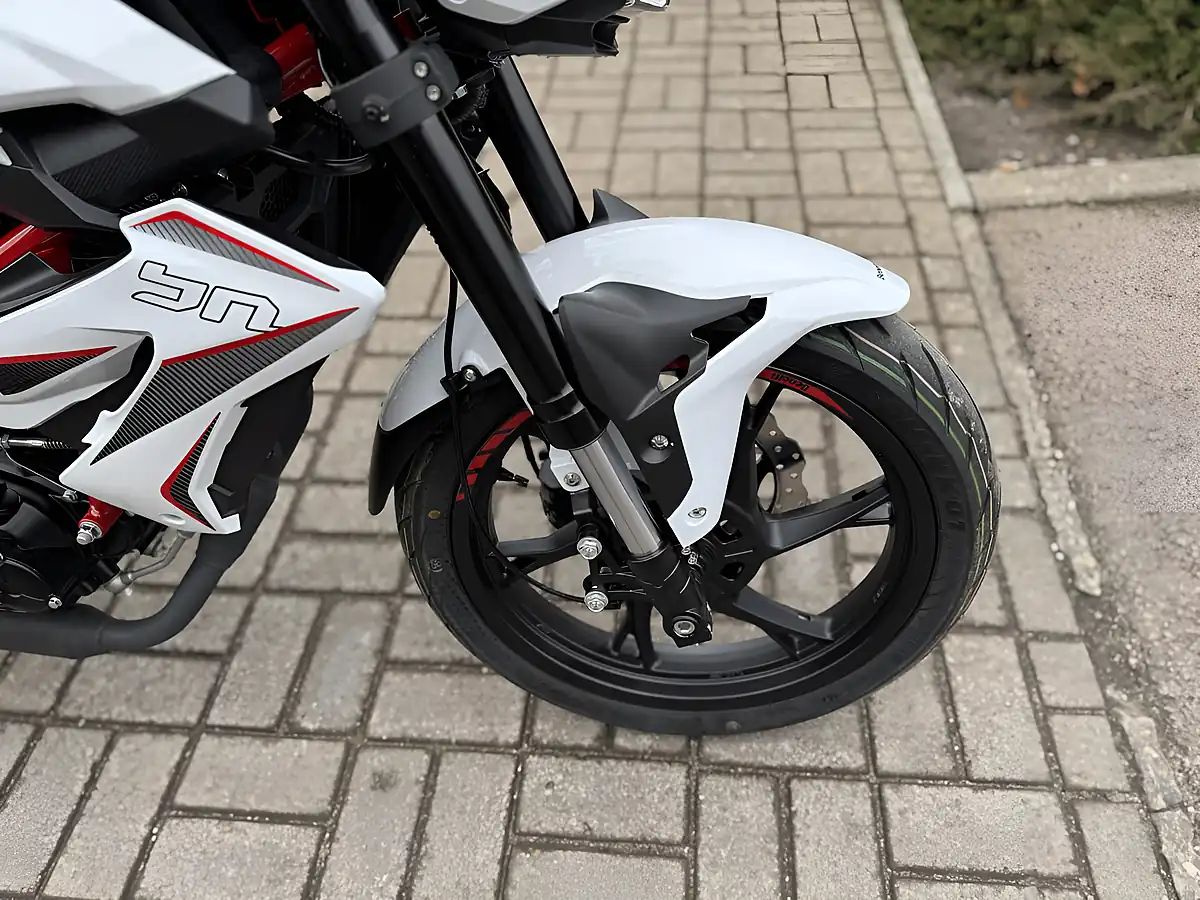 Used 2026 Benelli Bn 125 White - Interior and Exterior details 10
