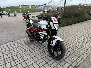 Used 2026 Benelli Bn 125 White - Interior and Exterior details 3