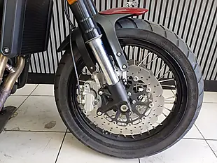 Used 2026 Benelli Leoncino 500 Trail Red - Interior and Exterior details 16