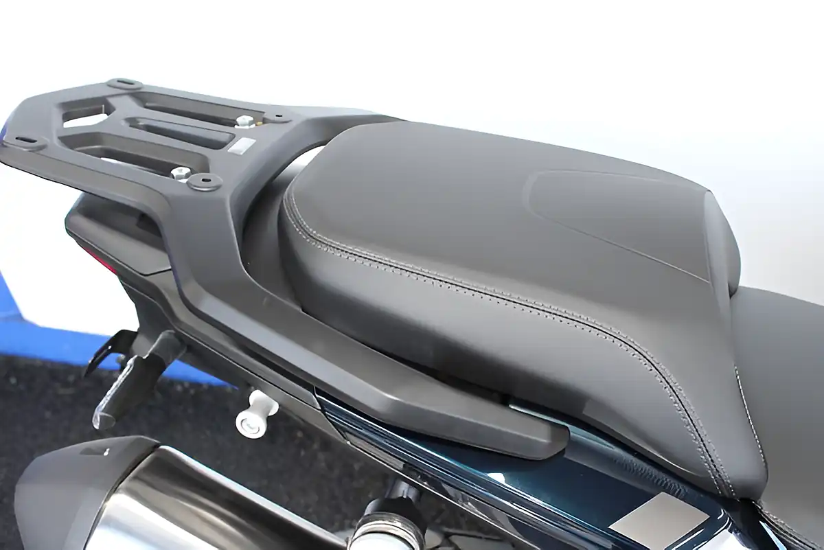Used 2026 Benelli Trk 502 X Yellow/Black - Interior and Exterior details 13