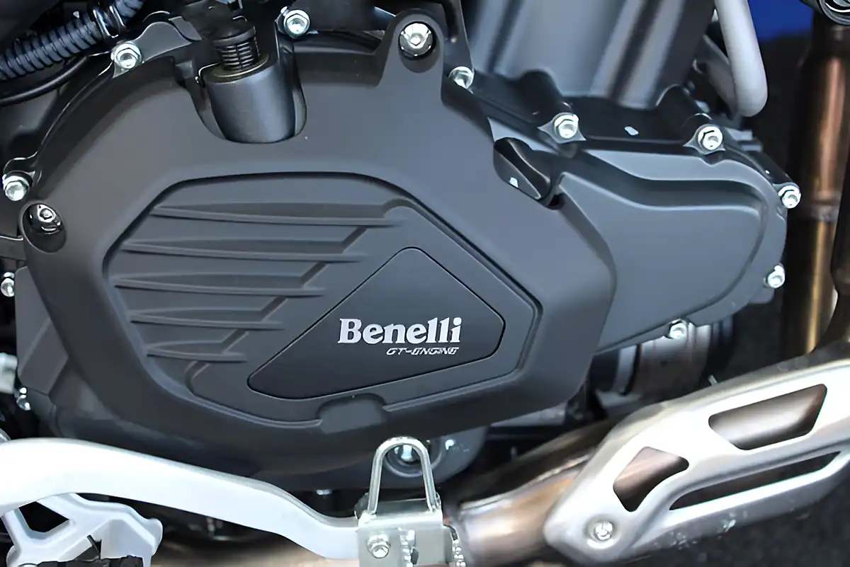 Used 2026 Benelli Trk 502 X Yellow/Black - Interior and Exterior details 18