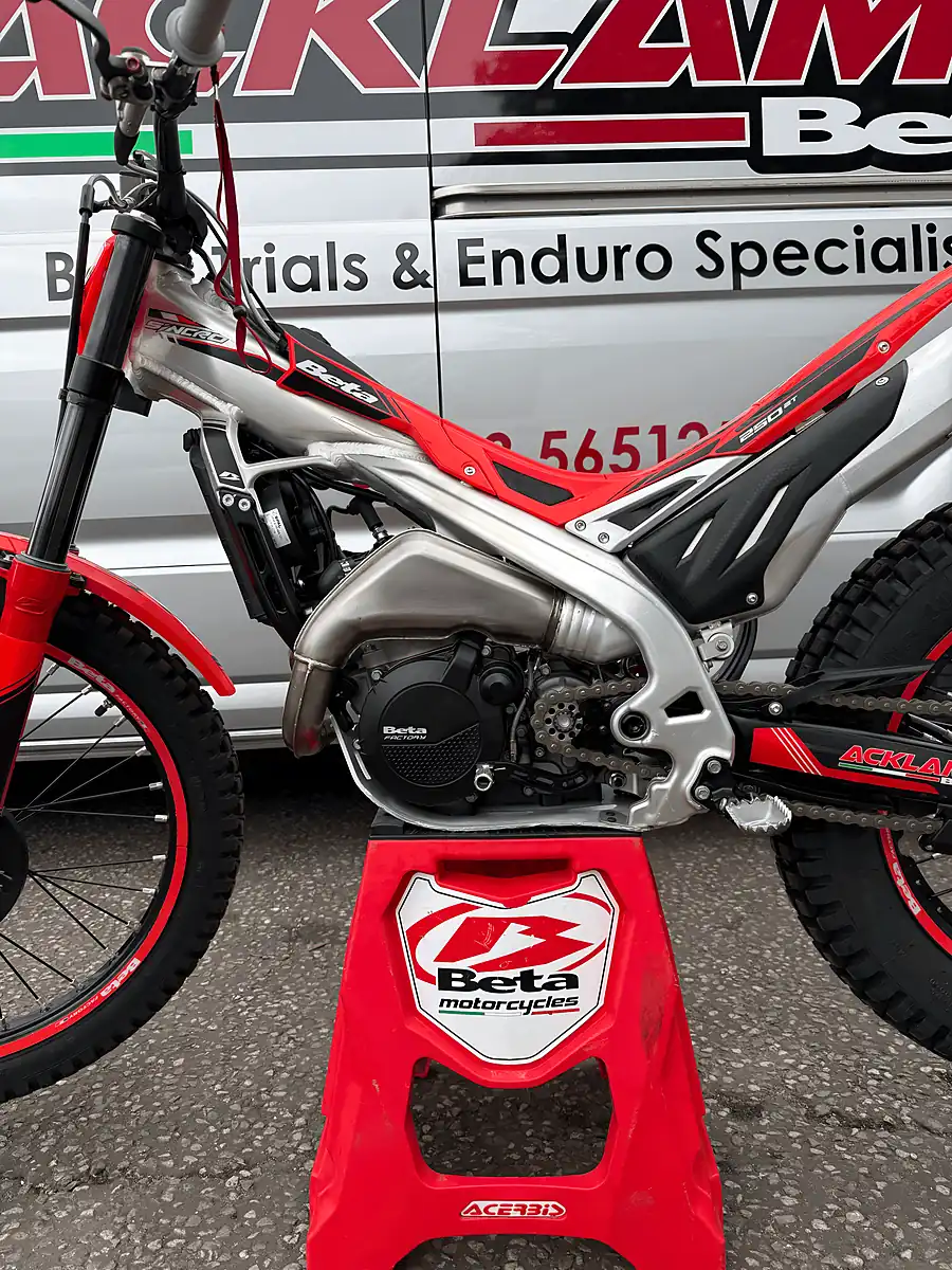 Used 2026 Beta Sincro 250 - Interior and Exterior details 4