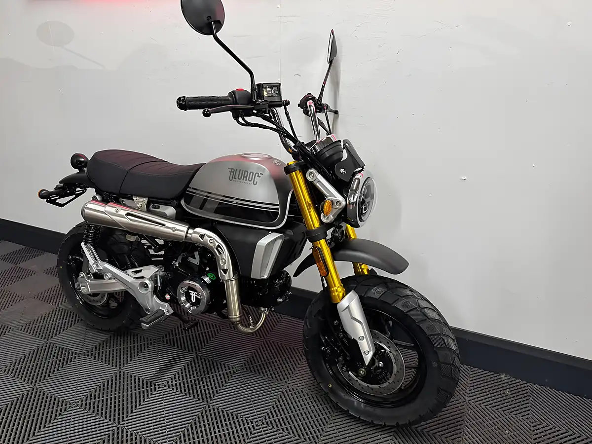 Used 2026 Bluroc Motorcycles X-Bongo 125 Roadster/Retro Other - Interior and Exterior details 19