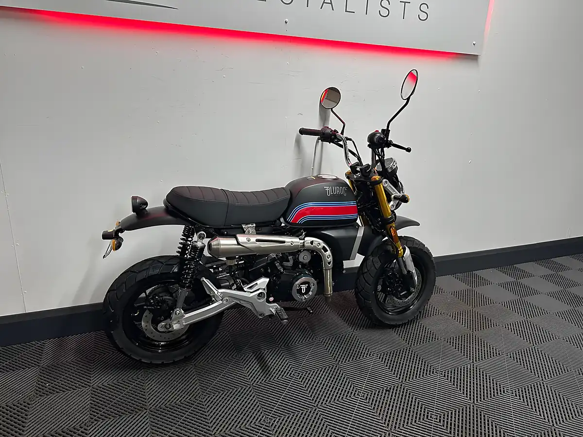 Used 2026 Bluroc Motorcycles X-Bongo 125 Roadster/Retro Other - Interior and Exterior details 7