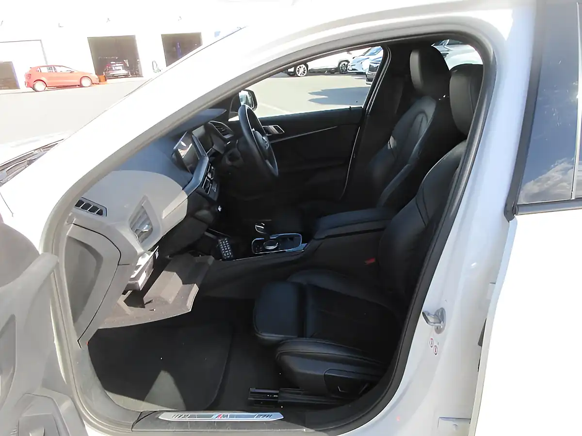 Used 2026 BMW 1 Series M Sport White - Interior and Exterior details 10