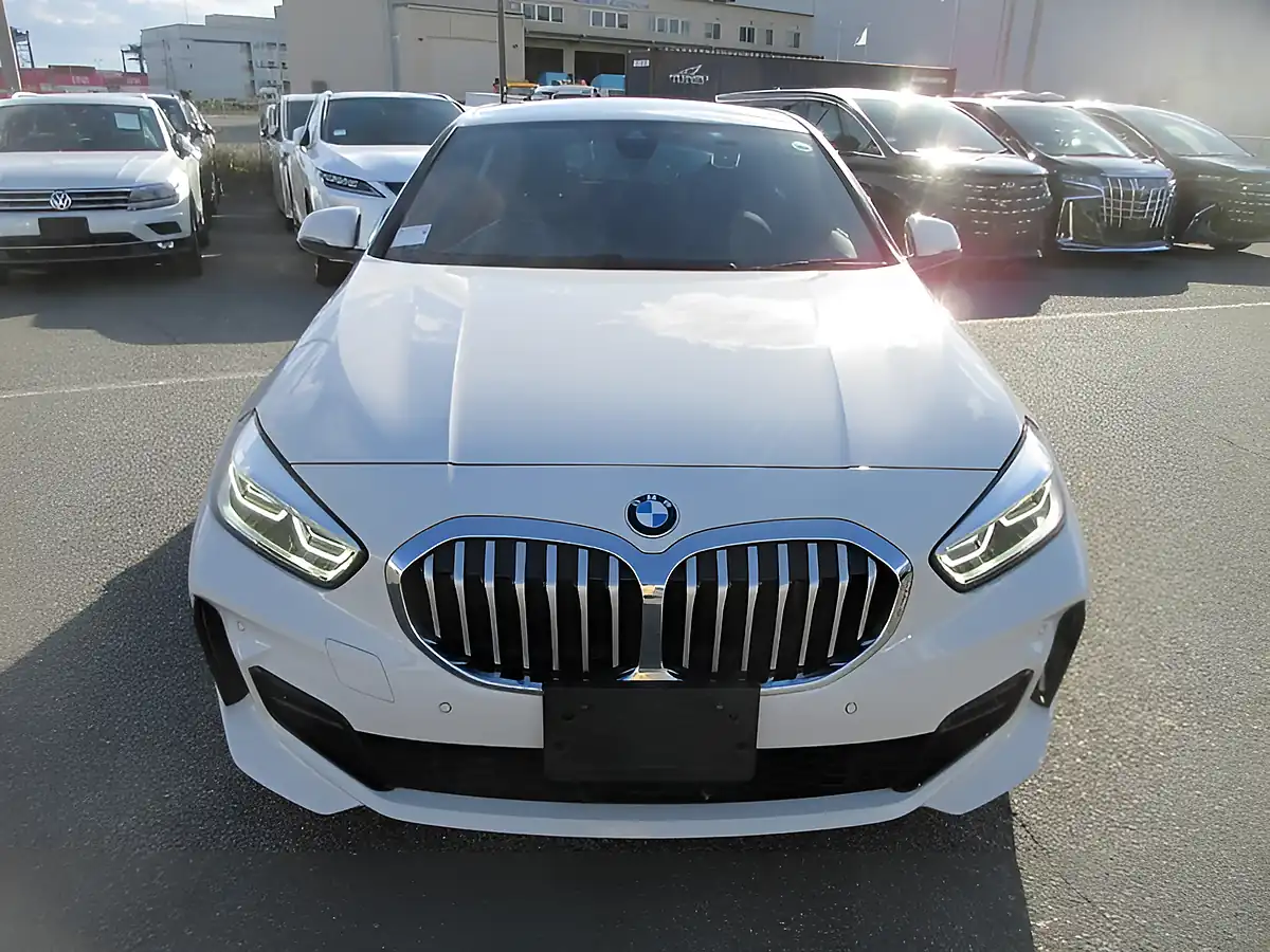 Used 2026 BMW 1 Series M Sport White - Interior and Exterior details 8