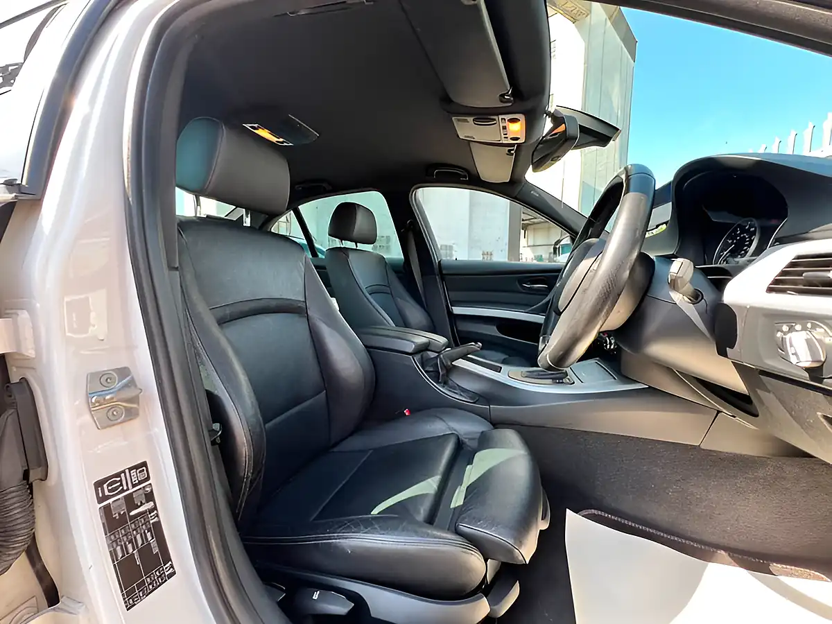 Used 2026 BMW 3 Series M Sport White - Interior and Exterior details 13