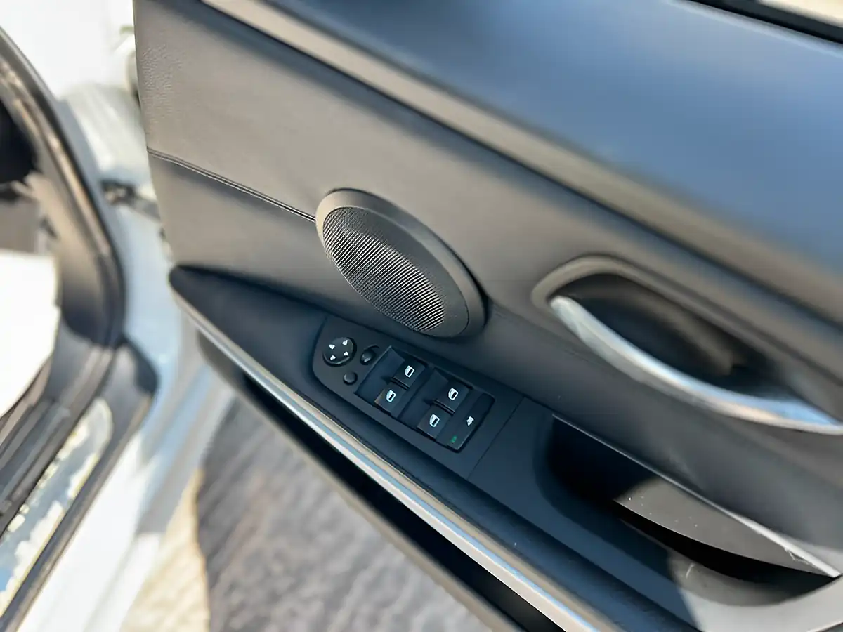 Used 2026 BMW 3 Series M Sport White - Interior and Exterior details 16