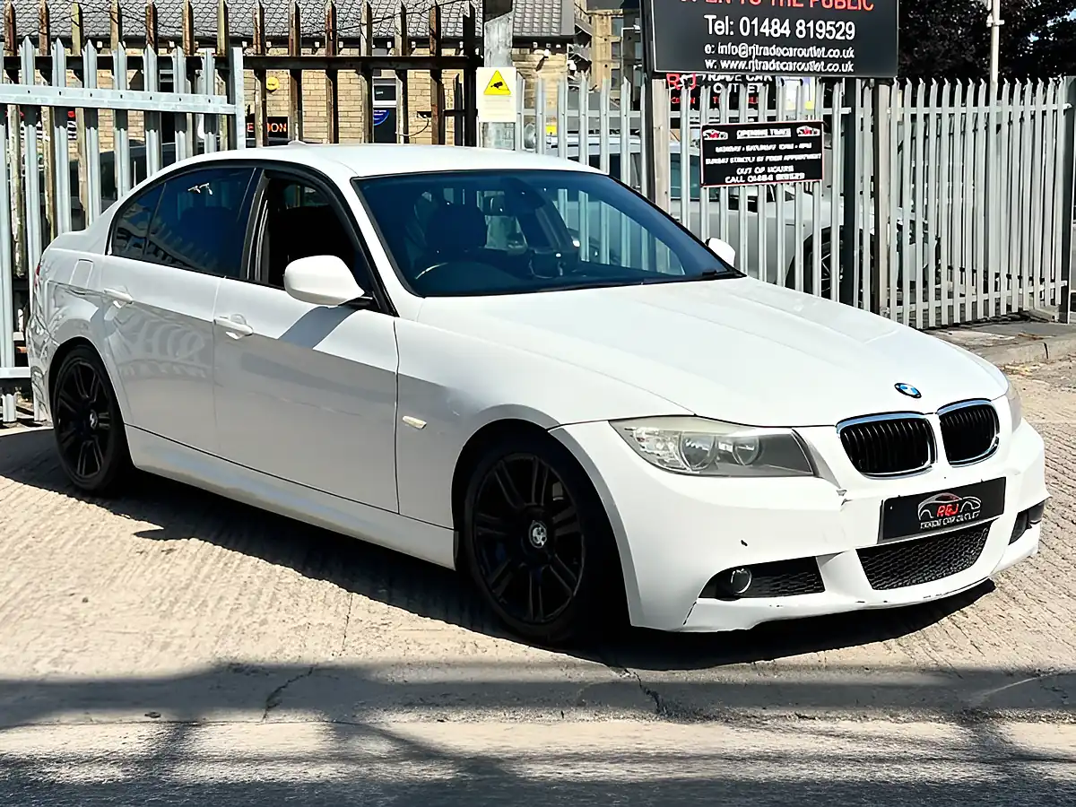 Used 2026 BMW 3 Series M Sport White - Interior and Exterior details 5