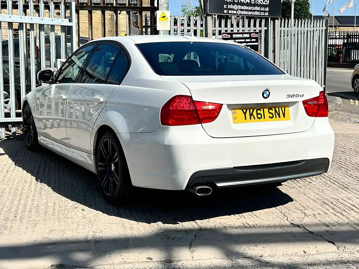 Used 2026 BMW 3 Series M Sport White - Interior and Exterior details 8