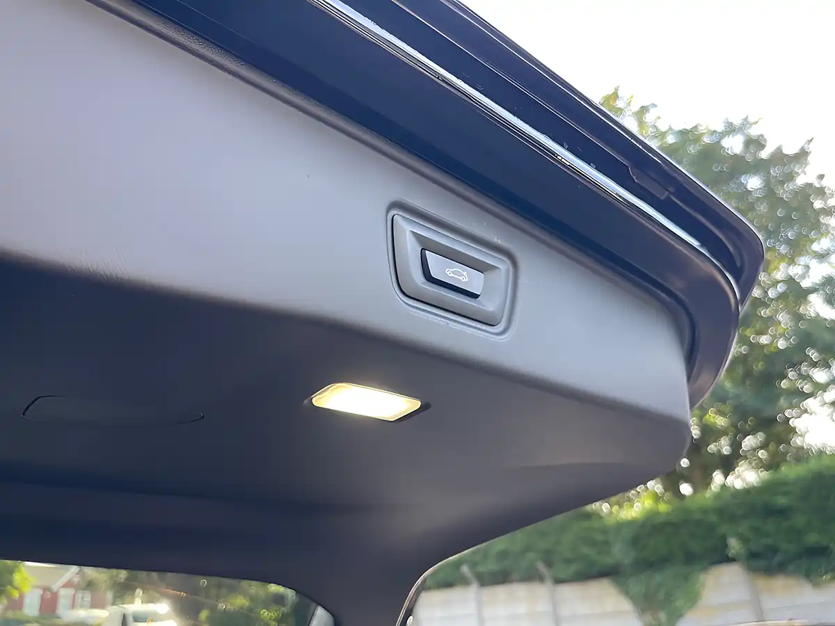 Used 2026 BMW 5 Series M Sport Black - Interior and Exterior details 17
