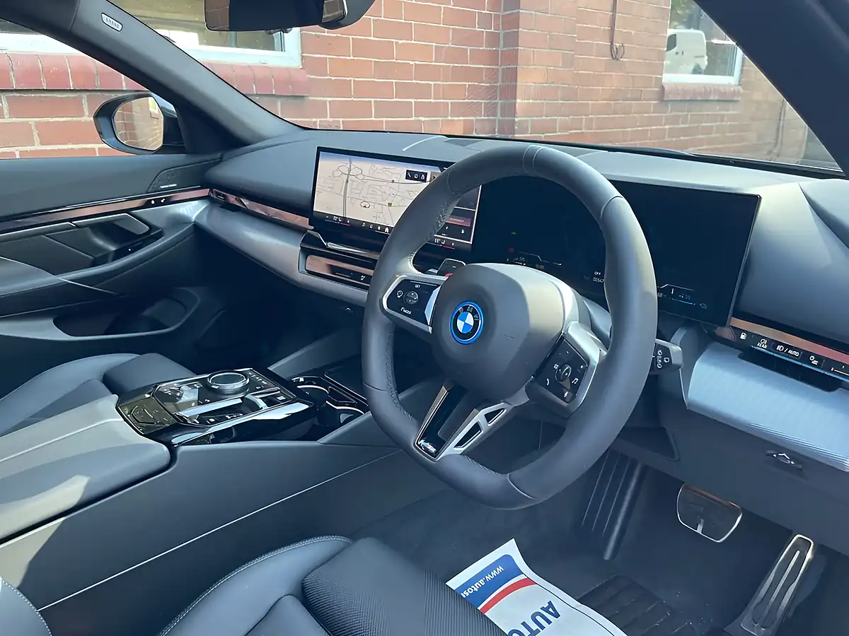 Used 2026 BMW 5 Series M Sport Black - Interior and Exterior details 3