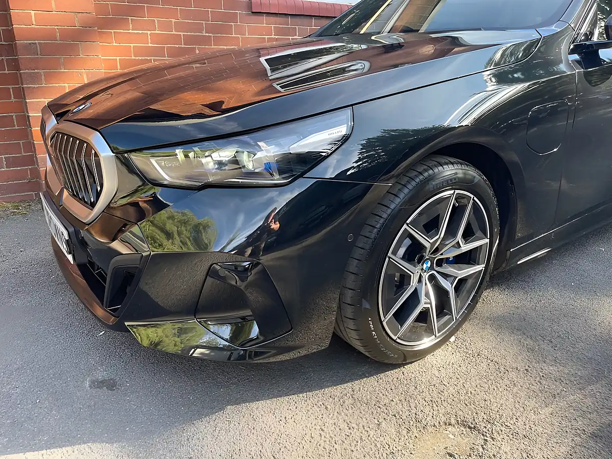 Used 2026 BMW 5 Series M Sport Black - Interior and Exterior details 8