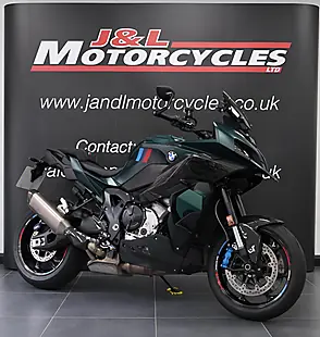Used 2026 BMW M1000XR Competition Pack Green - Interior and Exterior details 2