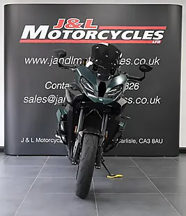 Used 2026 BMW M1000XR Competition Pack Green - Interior and Exterior details 3