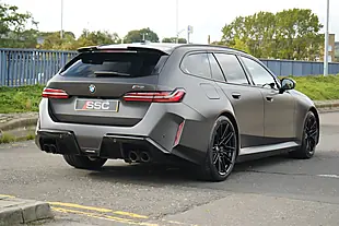 Used 2026 BMW M5 Touring Frozen Deep Grey - Interior and Exterior details 12