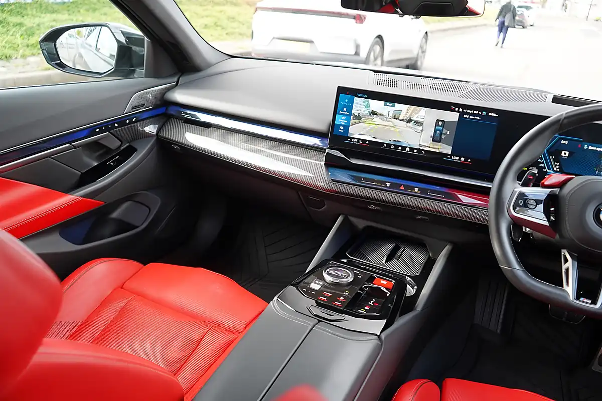 Used 2026 BMW M5 Touring Frozen Deep Grey - Interior and Exterior details 16