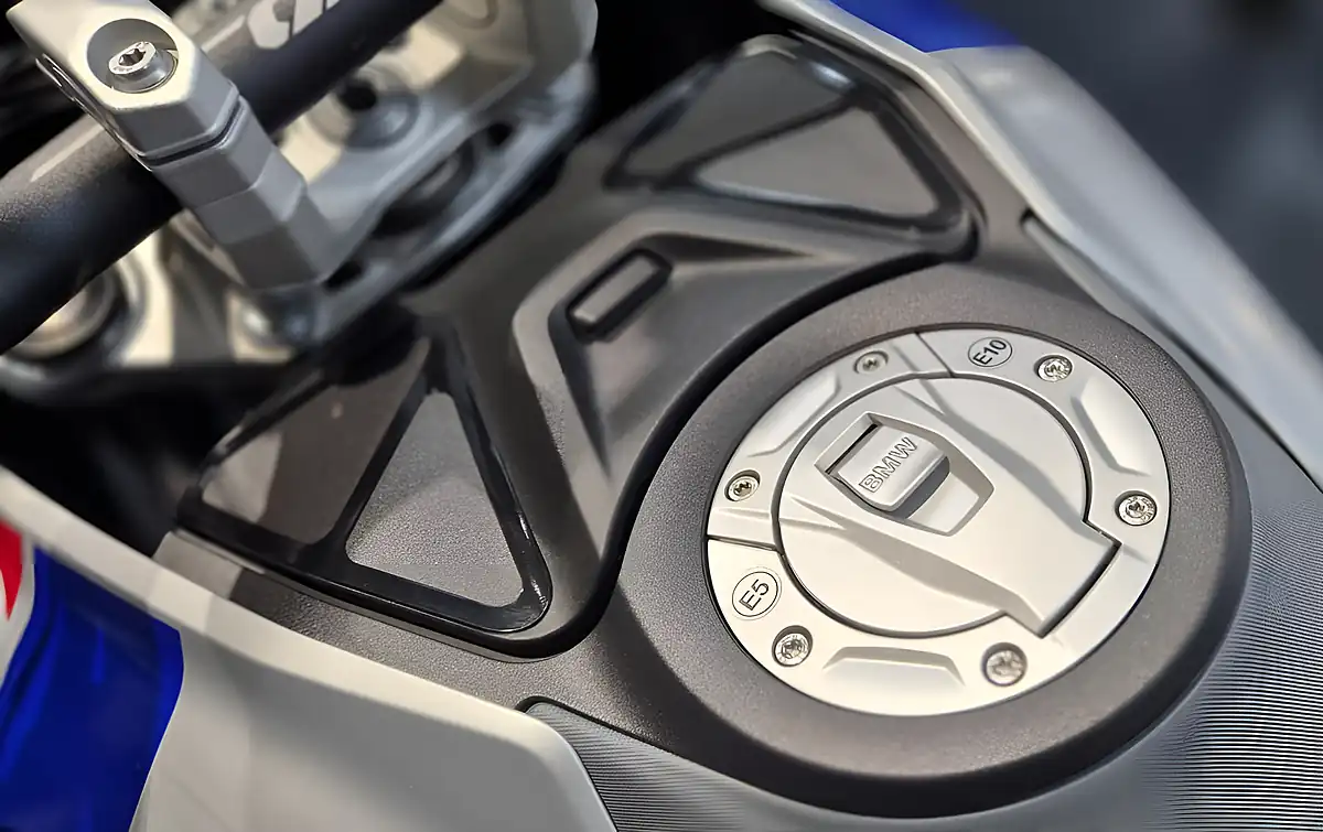 Used 2026 BMW R 1300 Gs Trophy Trophy Silver - Interior and Exterior details 13