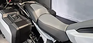 Used 2026 BMW R 1300 Gs Trophy Trophy Silver - Interior and Exterior details 3