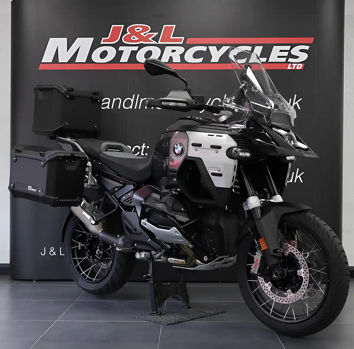 Used 2026 BMW R1300 Gsa Te Black - Interior and Exterior details 3
