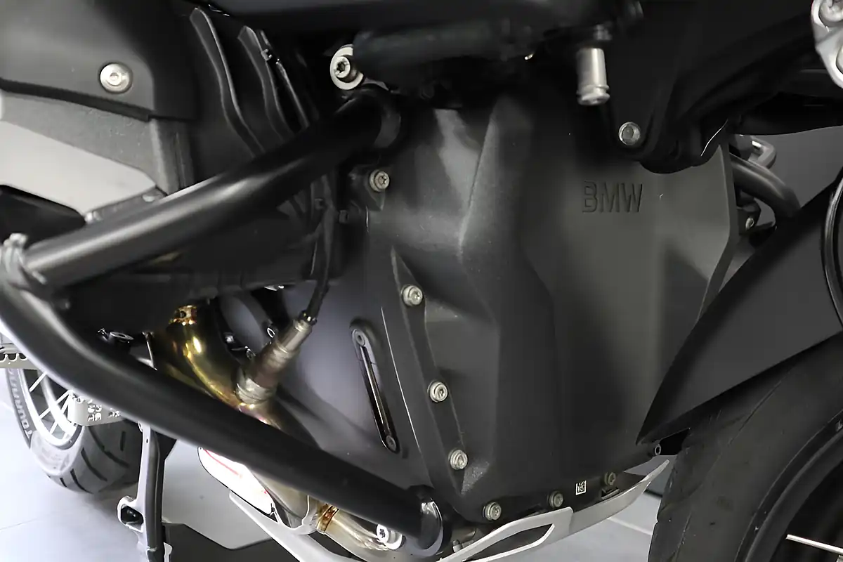 Used 2026 BMW R1300 Gsa Te Black - Interior and Exterior details 8