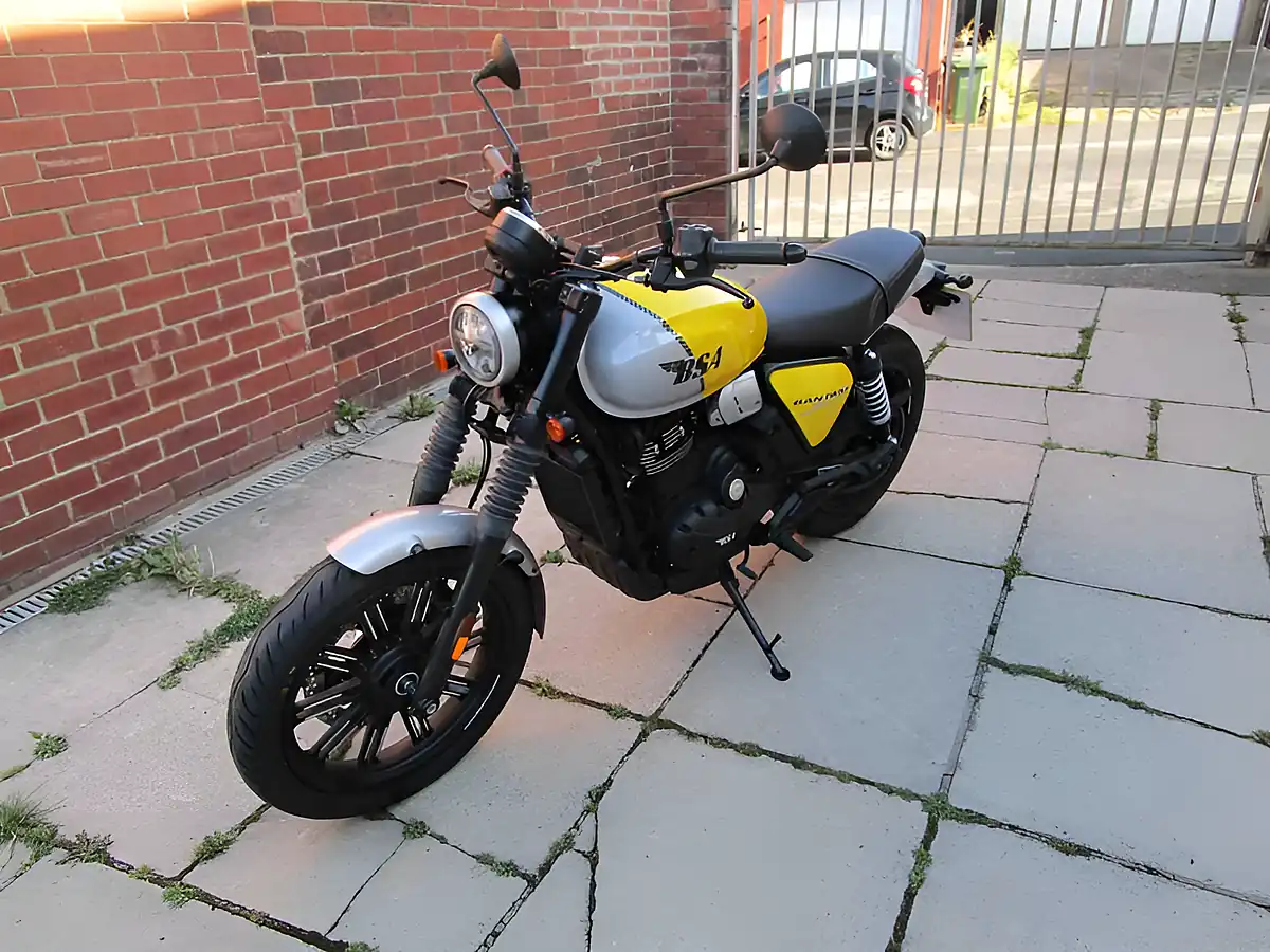 Used 2026 Bsa Classic Bsa Bantam Yellow - Interior and Exterior details 5
