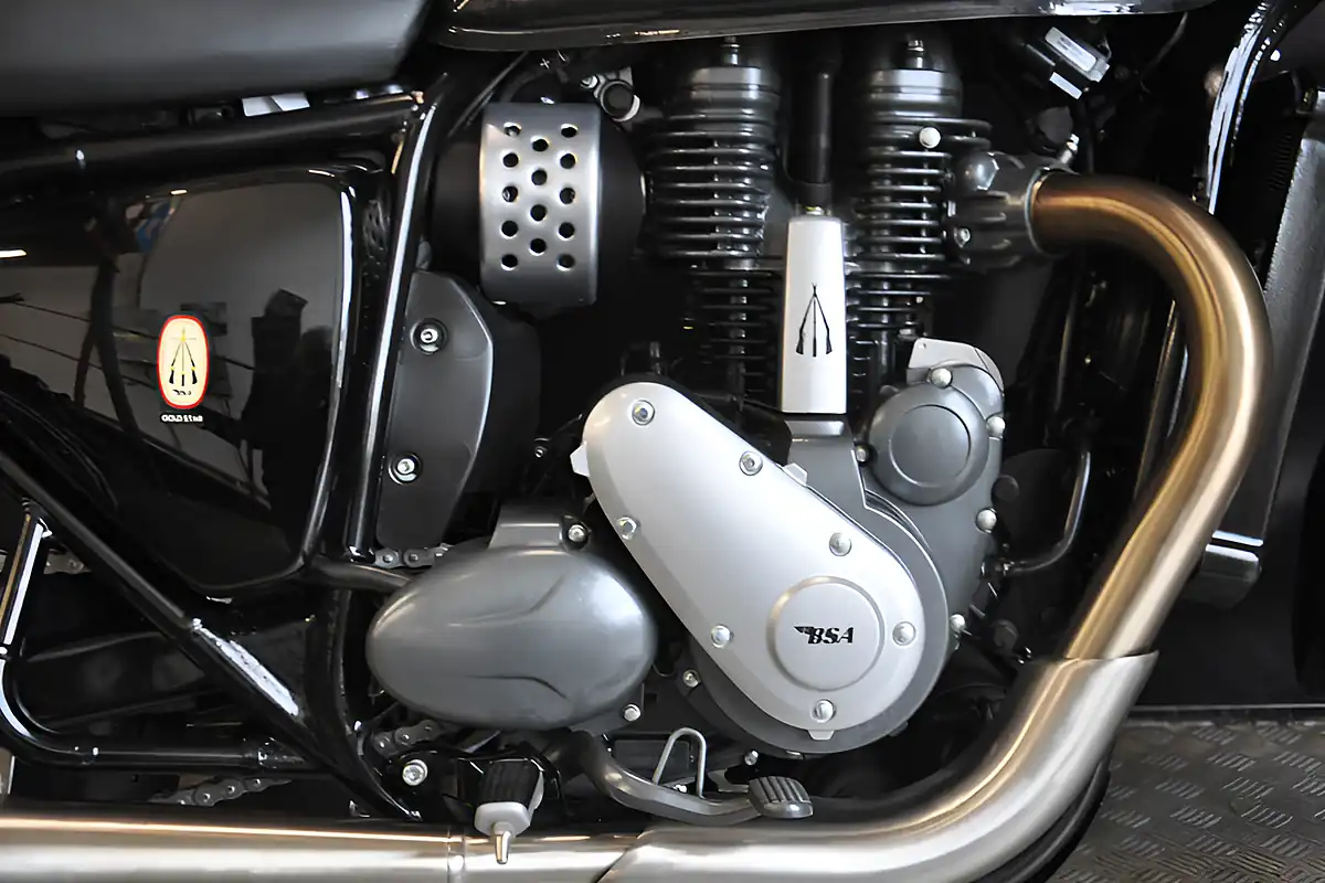 Used 2026 Bsa Gold Star 650 Ex Demo Bsa Midnight Black - Interior and Exterior details 15