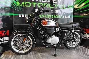 Used 2026 Bsa Gold Star 650 Ex Demo Bsa Midnight Black - Interior and Exterior details 2