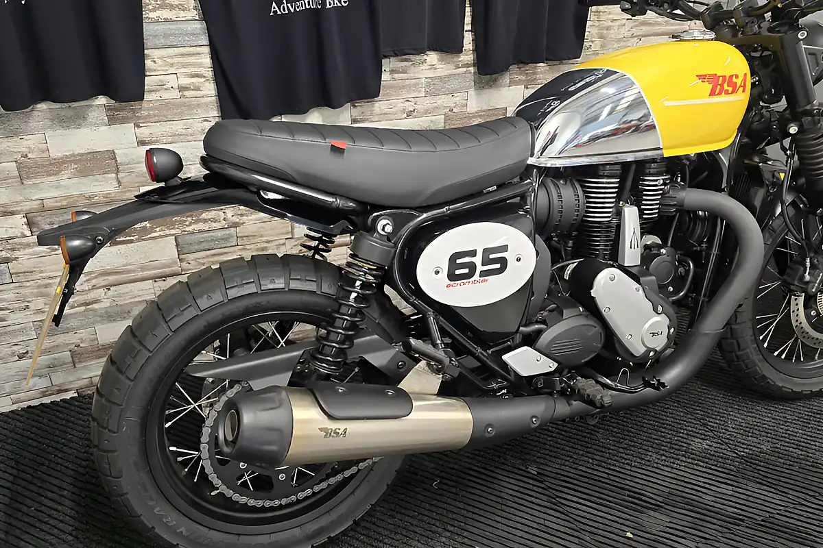 Used 2026 Bsa Scrambler 650 Yellow - Interior and Exterior details 11