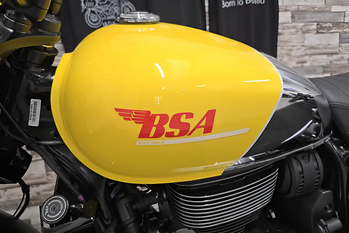 Used 2026 Bsa Scrambler 650 Yellow - Interior and Exterior details 2