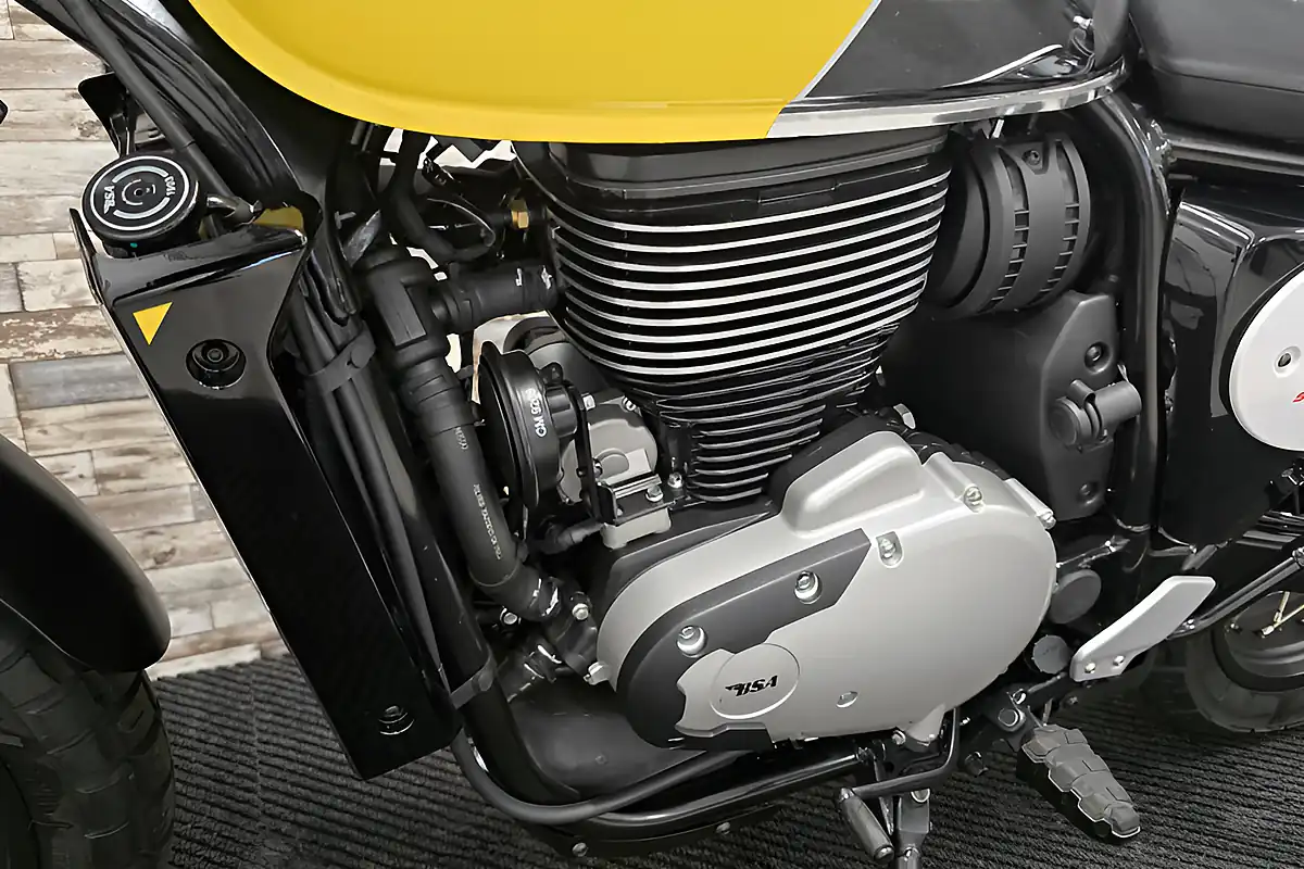 Used 2026 Bsa Scrambler 650 Yellow - Interior and Exterior details 3