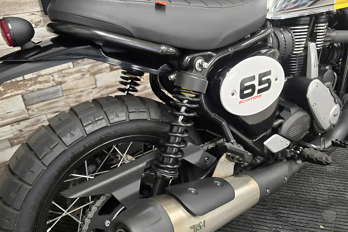 Used 2026 Bsa Scrambler 650 Yellow - Interior and Exterior details 7