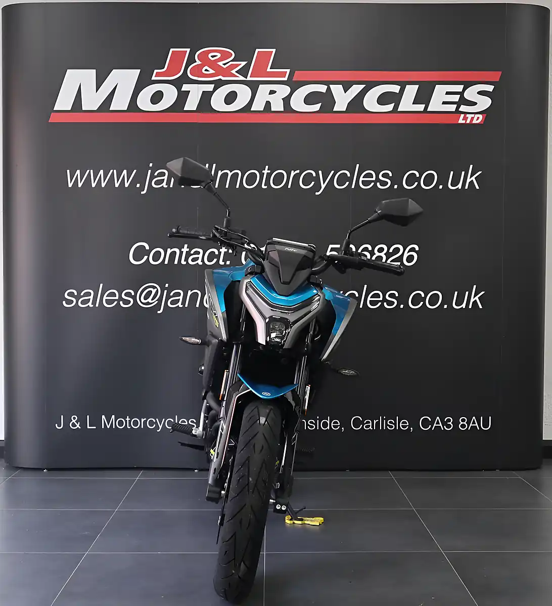 Used 2026 Cfmoto 125NK Blue - Interior and Exterior details 4