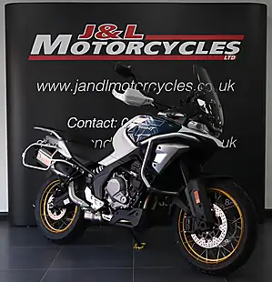 Used 2026 Cfmoto 700MT White - Interior and Exterior details 3