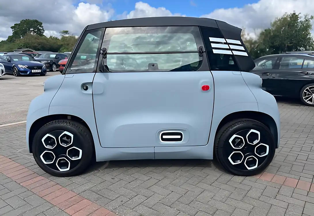 Used 2026 Citroen Ami Blue Pack Blue - Interior and Exterior details 12