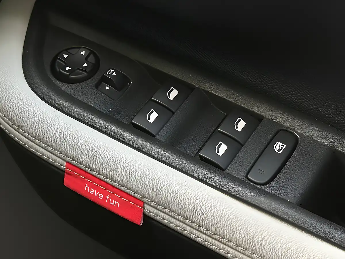 Used 2026 Citroen C3 Aircross Plus Red - Interior and Exterior details 18