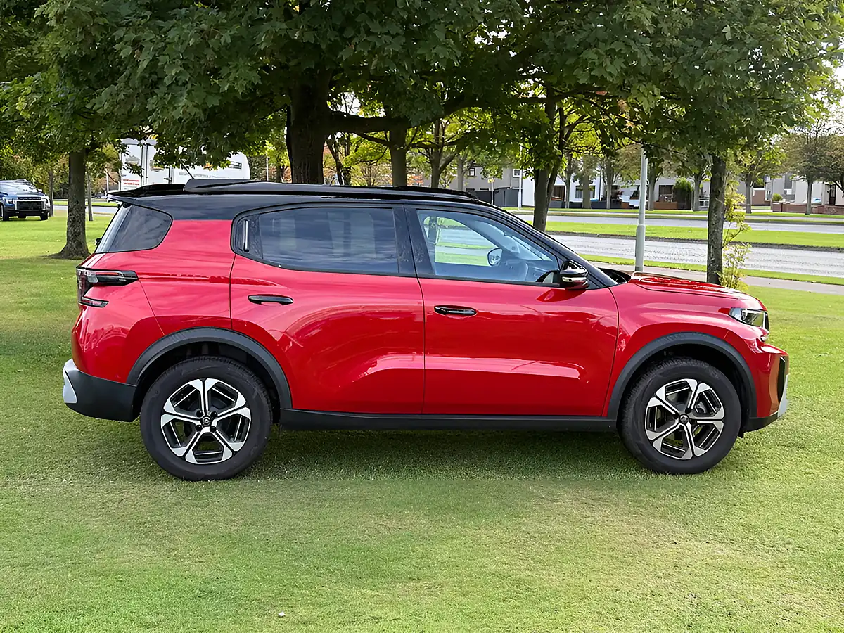 Used 2026 Citroen C3 Aircross Plus Red - Interior and Exterior details 6