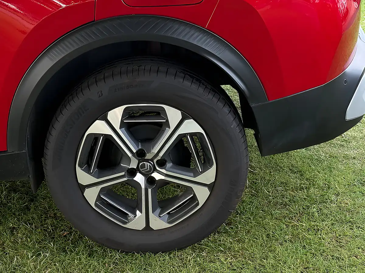 Used 2026 Citroen C3 Aircross Plus Red - Interior and Exterior details 9