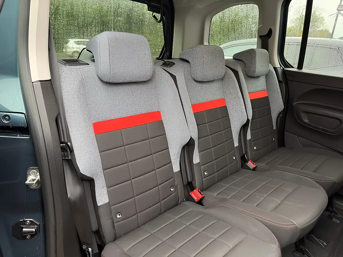 Used 2026 Citroen E-Berlingo Max M Kiama Blue - Interior and Exterior details 10